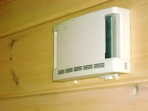 Монтаж приточного стенового клапана Aereco